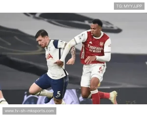 顶级后卫失误连连,球迷怀疑“遭遇降维打击” 顶级后卫失误连连,球迷怀疑“遭遇降维打击”