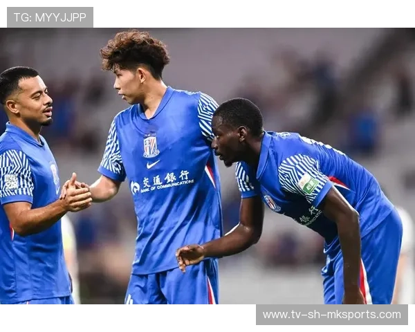 中国足球比赛中场补水与休息策略对体能维持的重要性，足球比赛中如何规定补水