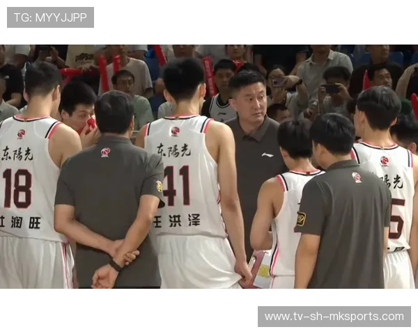 终于来了!CBA暴力锋线打动杜锋,广东再迎冲冠希望,广东男篮杜锋 终于来了!CBA暴力锋线打动杜锋,广东再迎冲冠希望,广东男篮杜锋